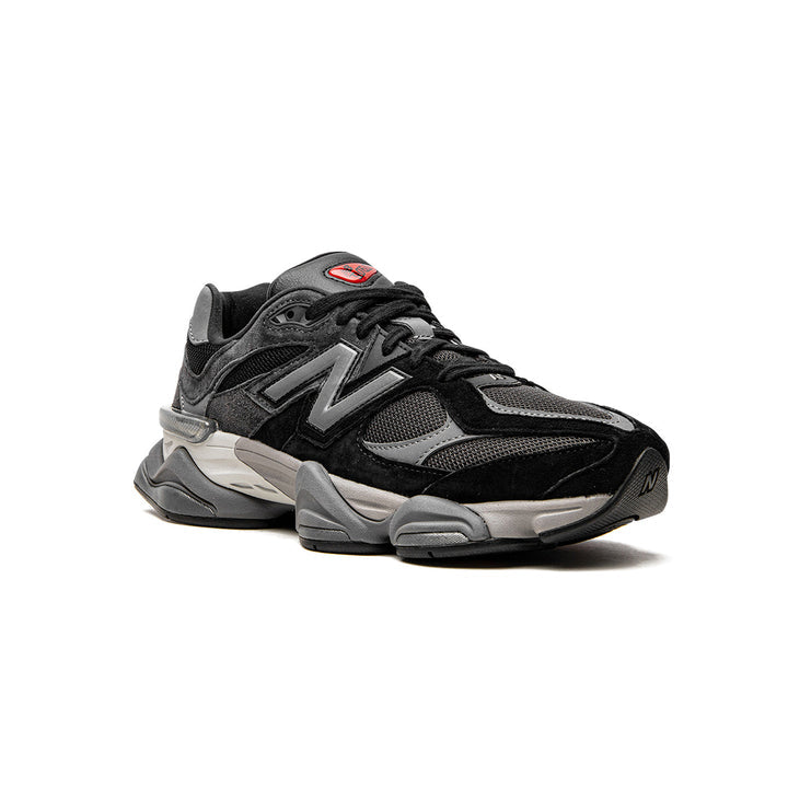 NB 9060 Black Castlerock