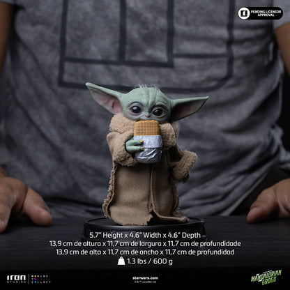 Grogu Food Cart Snack Statue - Iron Studios Mandalorian and Grogu Collection
