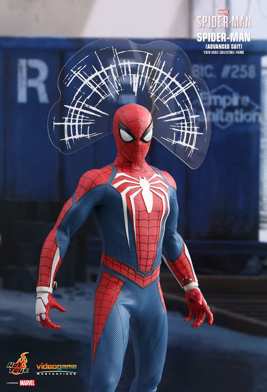 Hot Toys Spider-Man (Advanced Suit Version) 1/6 Scale Action Figure