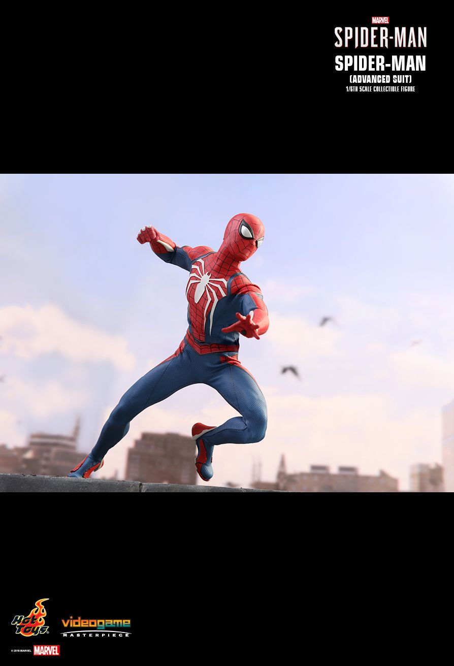 Hot Toys Spider-Man (Advanced Suit Version) 1/6 Scale Action Figure