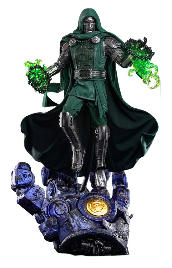 Hot Toys Doctor Doom (Avengers: Doomsday - Ultimate Version) 1/6 Scale Action Figure