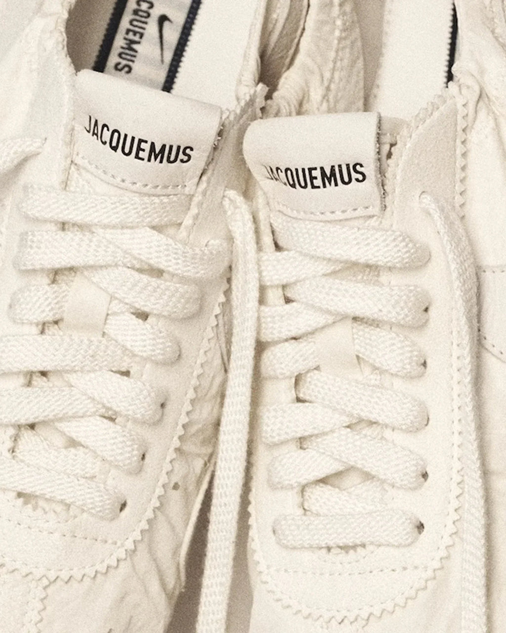 Moon - Jacquemus