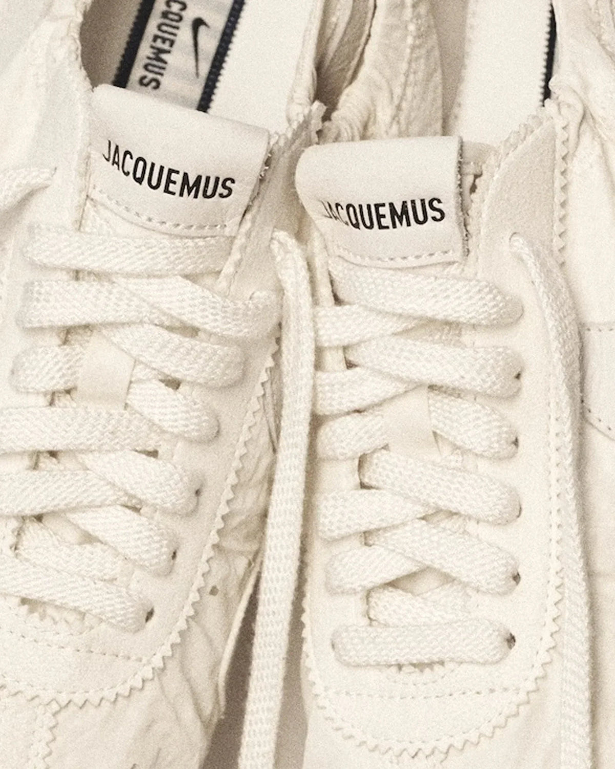 Moon - Jacquemus